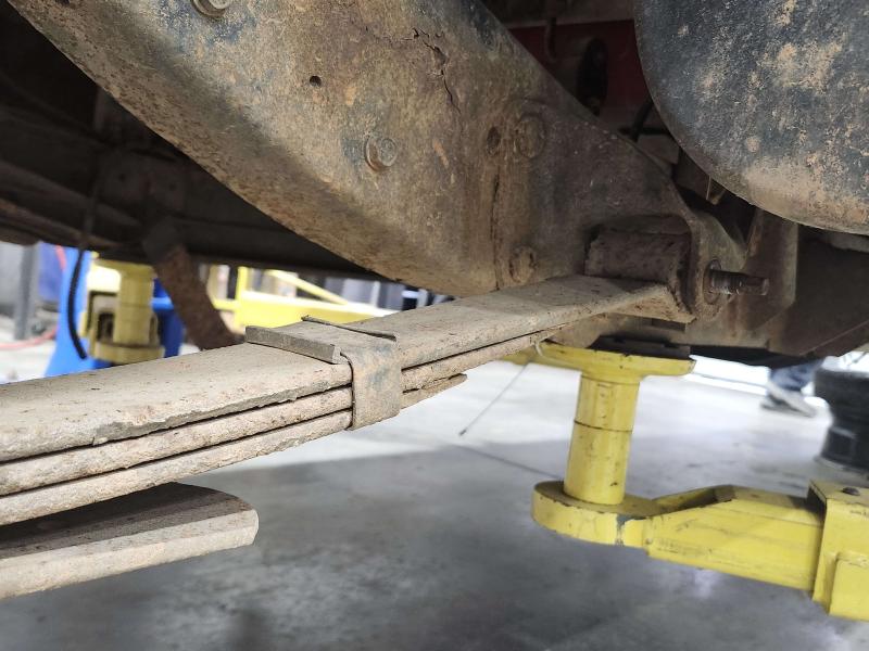1997 Dodge Dakota Leaf Spring Rear