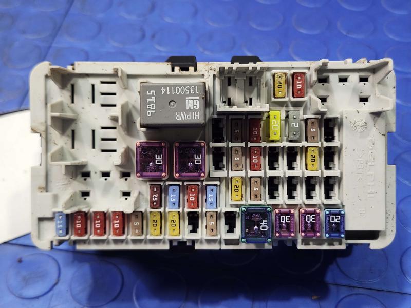 2019 GMC Terrain Cabin Fuse Box