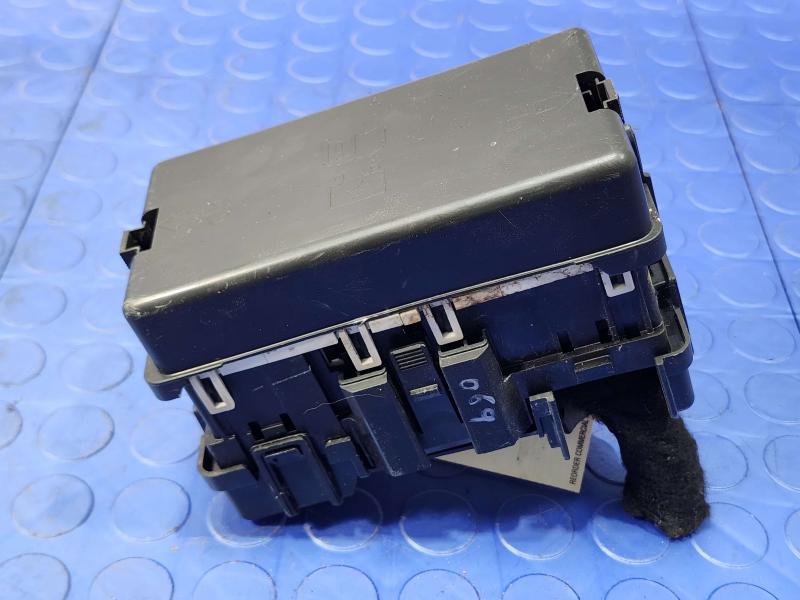 2019 GMC Terrain Cabin Fuse Box