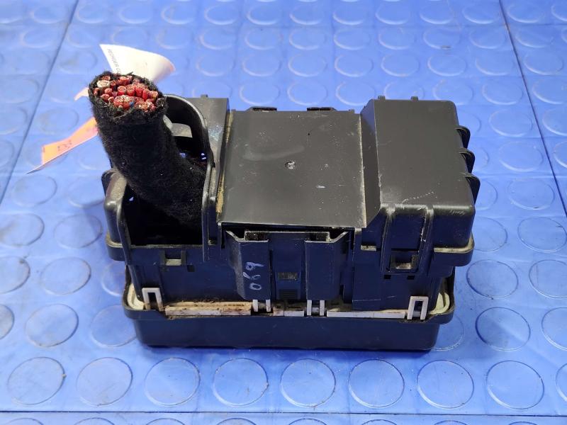 2019 GMC Terrain Cabin Fuse Box
