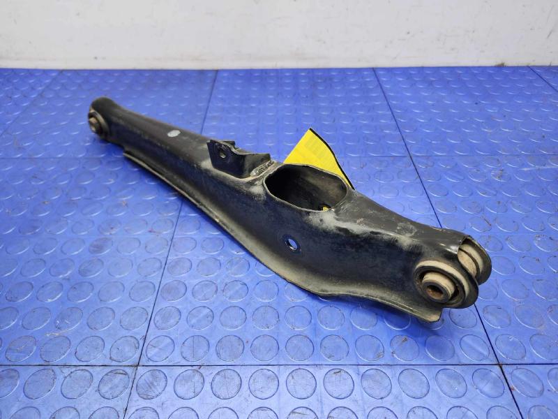 2017 Mitsubishi Outlander Lower Control Arm Rr