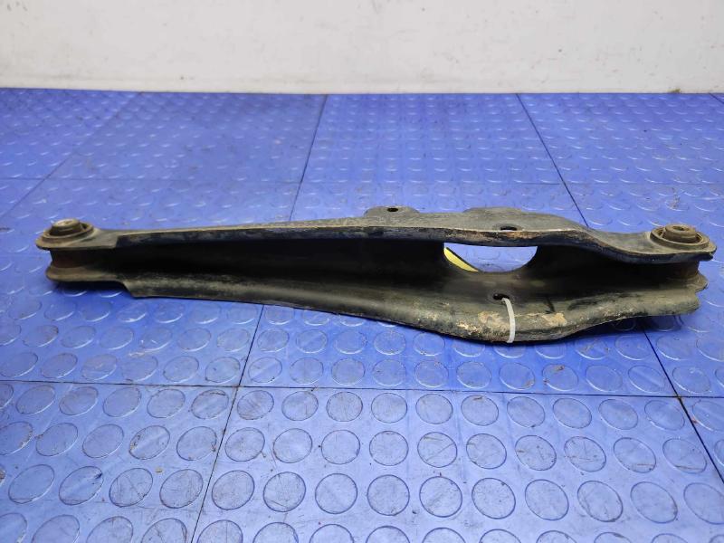2017 Mitsubishi Outlander Lower Control Arm Rr