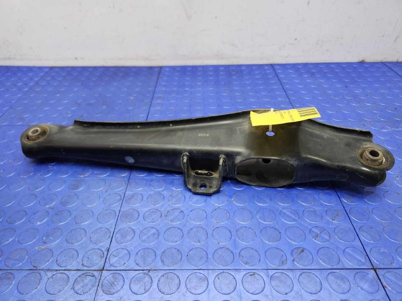 2017 Mitsubishi Outlander Lower Control Arm Rr