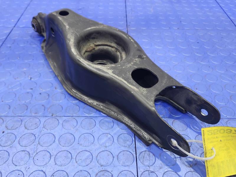 2013 Dodge Charger Lower Control Arm Rr