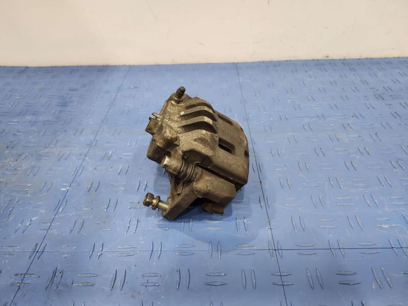 2015 Subaru Forester Caliper