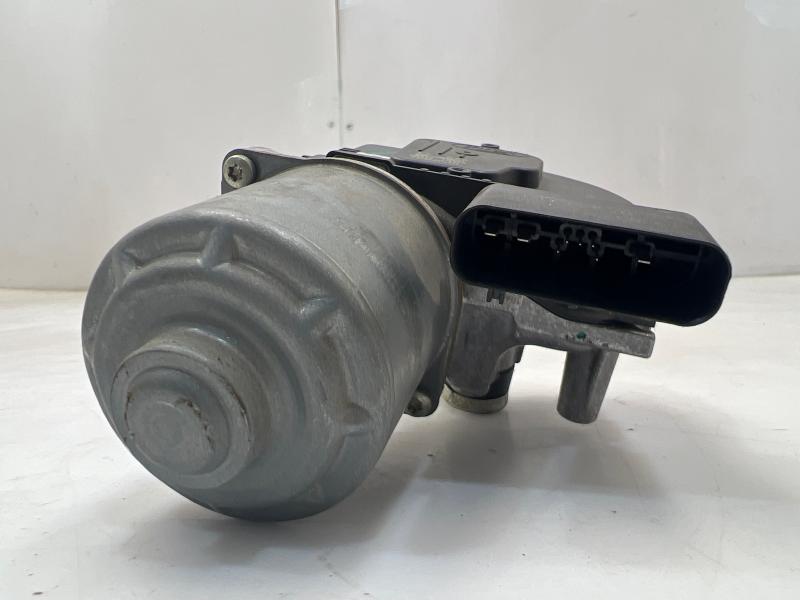 2019 Ford EcoSport Wiper Motor Front