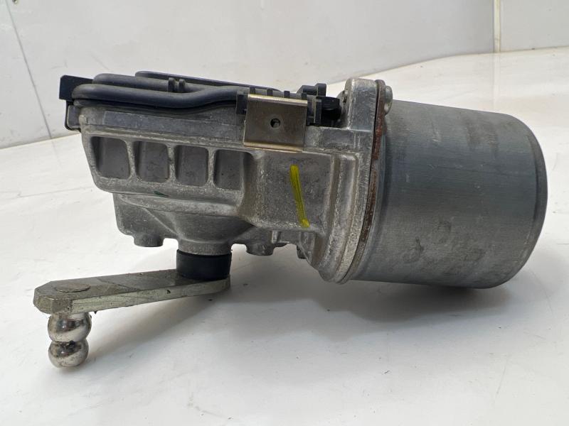 2019 Ford EcoSport Wiper Motor Front