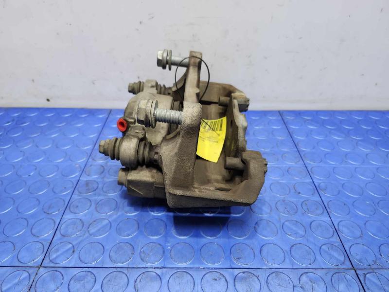 2015 Audi A4 Caliper