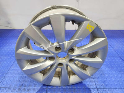 2015 Volkswagen Beetle Wheel