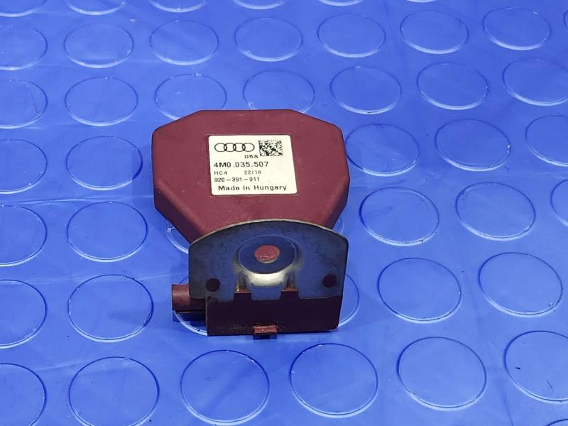 2017-2024 Audi Q7 Mobile Phone Antenna Assembly Genuine OEM 4M0035507
