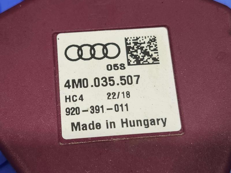 2017-2024 Audi Q7 Mobile Phone Antenna Assembly Genuine OEM 4M0035507