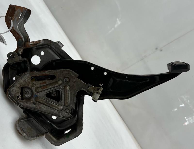 1999 - 2003 Acura TL Parking Brake Pedal Assembly OEM 47100-S0K-A03