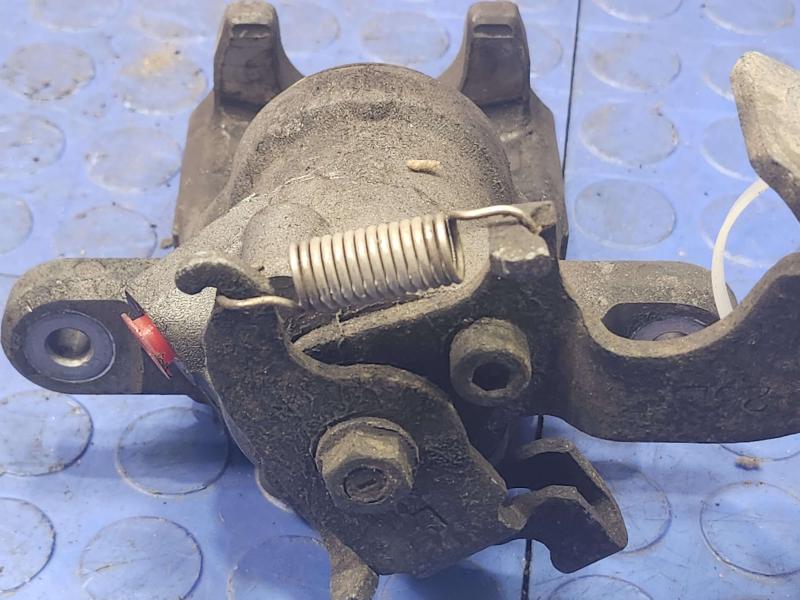 2014 Toyota Prius Caliper