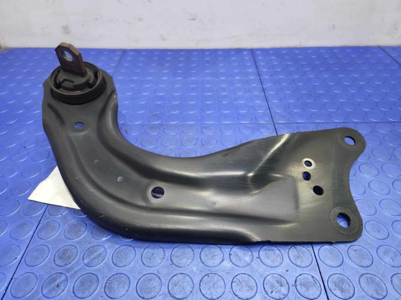 2014 Mazda Mazda3 Lower Control Arm Rr