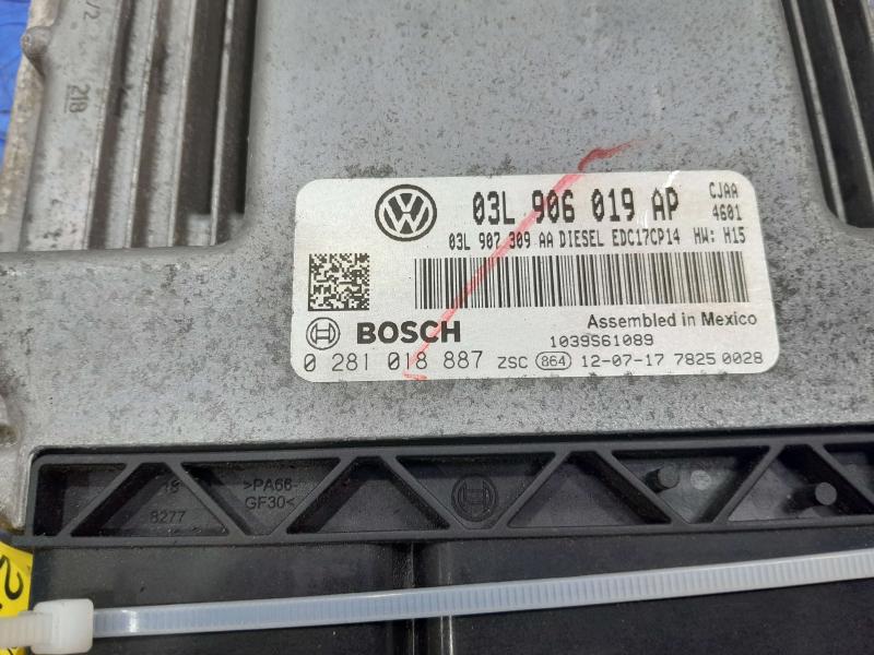 2013 Volkswagen Beetle Engine/Motor Brain Box