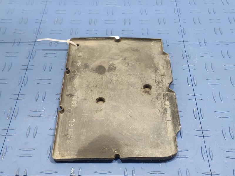 2013 Toyota Camry Battery Tray