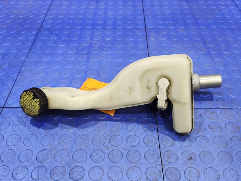 2015-2024 Ford Edge Brake Master Cylinder Assembly Genuine OEM F2GZ2140A