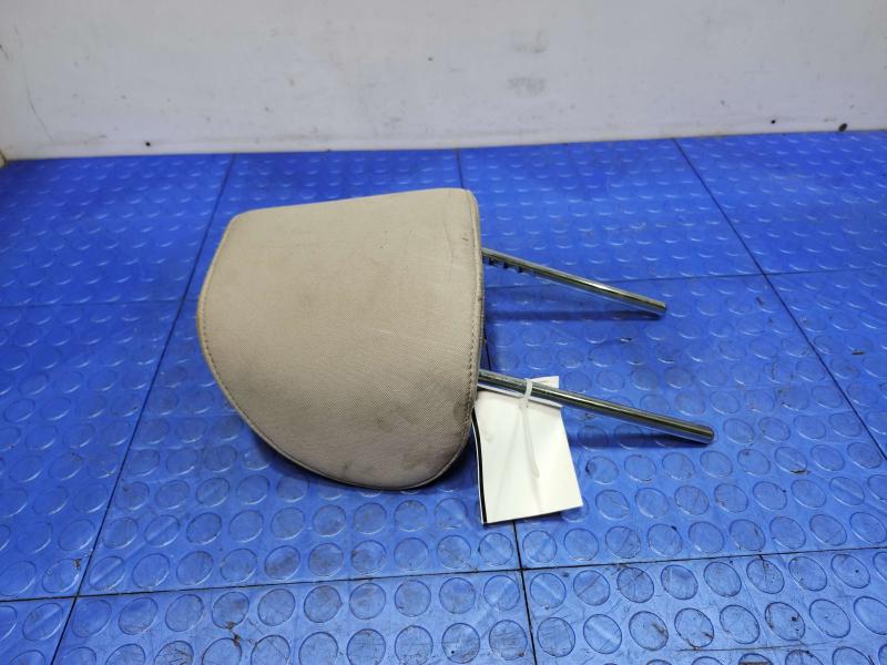 2016 Kia Sedona Headrest