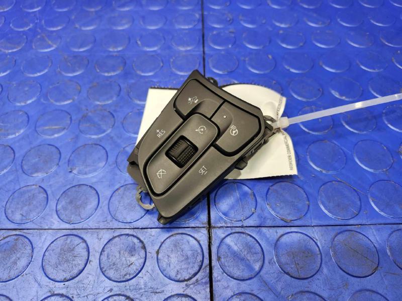 2024-2025 Buick Envista Steering Wheel Cruise Control Switch OEM 13531978