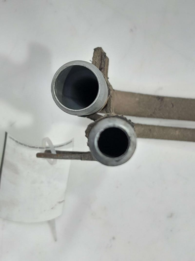 2014 Kia Sedona Fuel Filler Neck