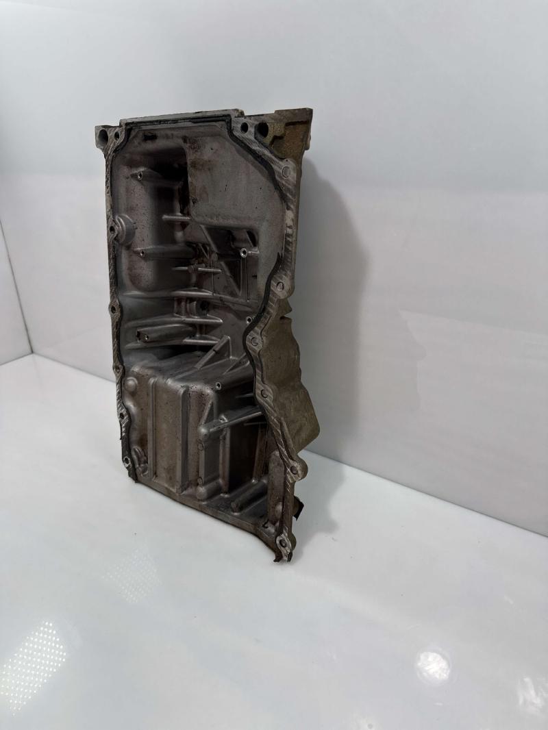 2012 Ford Focus Oil Pan