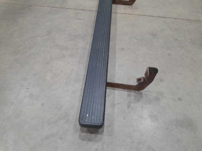 2019 Nissan Titan Running Boards