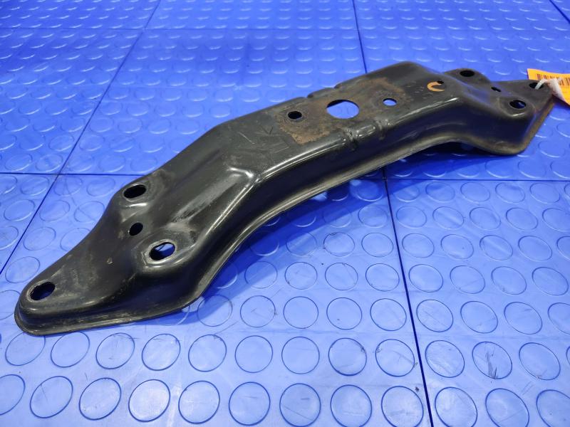 2012 Subaru Legacy Trans. Crossmember