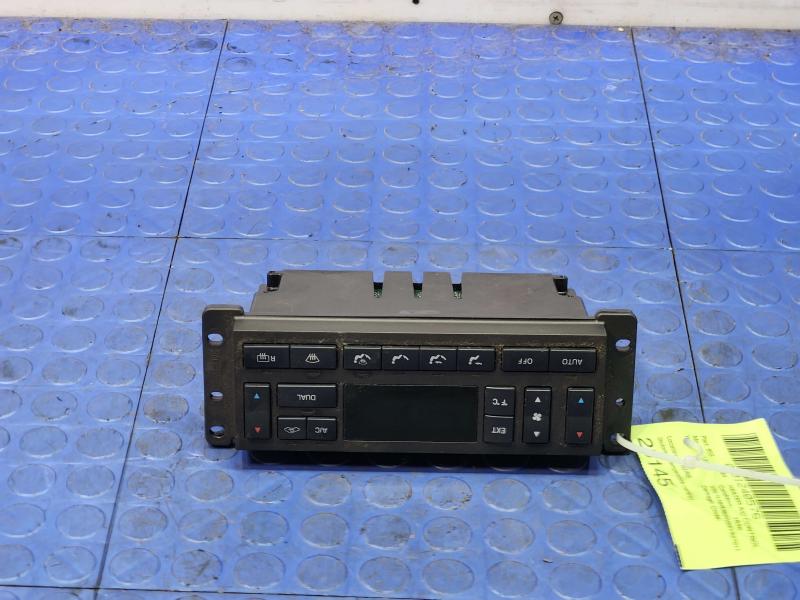 2003-2006 Lincoln Towncar Automatic Temperature Climate Control Panel OEM 3W1H18C612AJ
