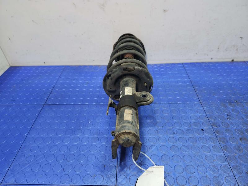 2014 Toyota Prius Strut Assembly
