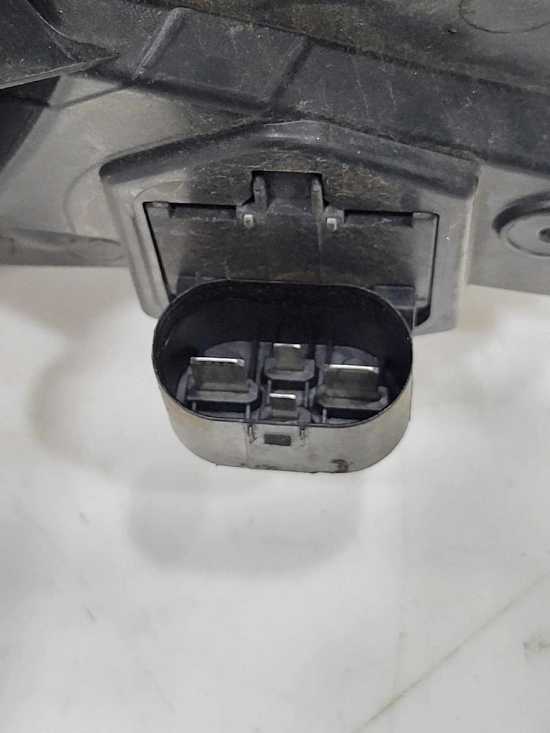 2012 - 2017 Buick Verano 2.4L Engine Cooling Fan Assembly OEM 13427161