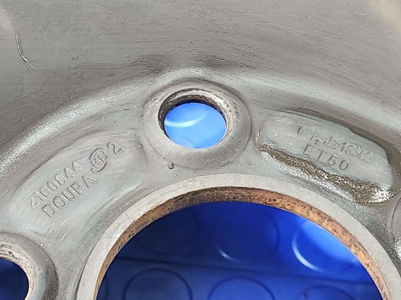 2015 Ford Transit Connect Wheel