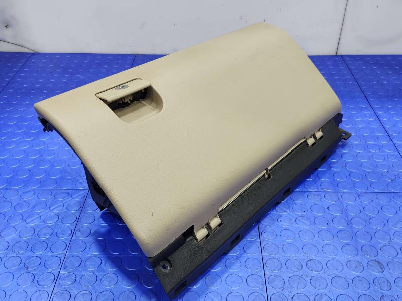 2007 Toyota Tundra Glove Box