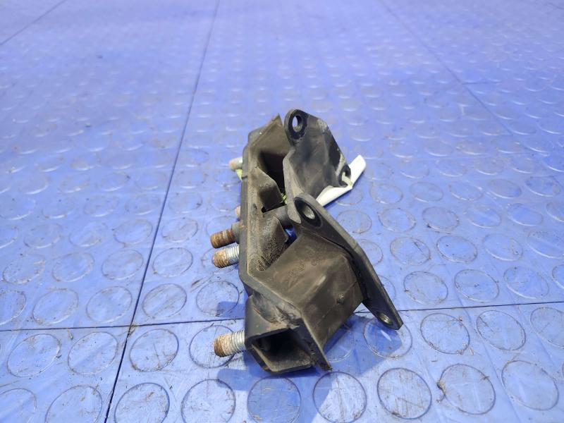 2017-2023 Subaru Impreza 2.0L CVT Automatic Transmission Mount Insulator OEM 41022FL060