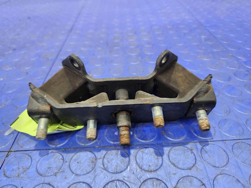 2017-2023 Subaru Impreza 2.0L CVT Automatic Transmission Mount Insulator OEM 41022FL060