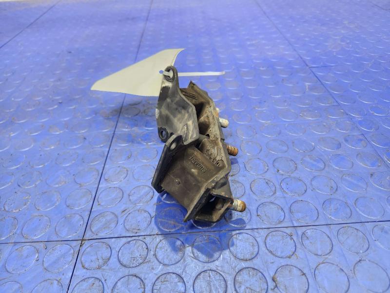 2017-2023 Subaru Impreza 2.0L CVT Automatic Transmission Mount Insulator OEM 41022FL060
