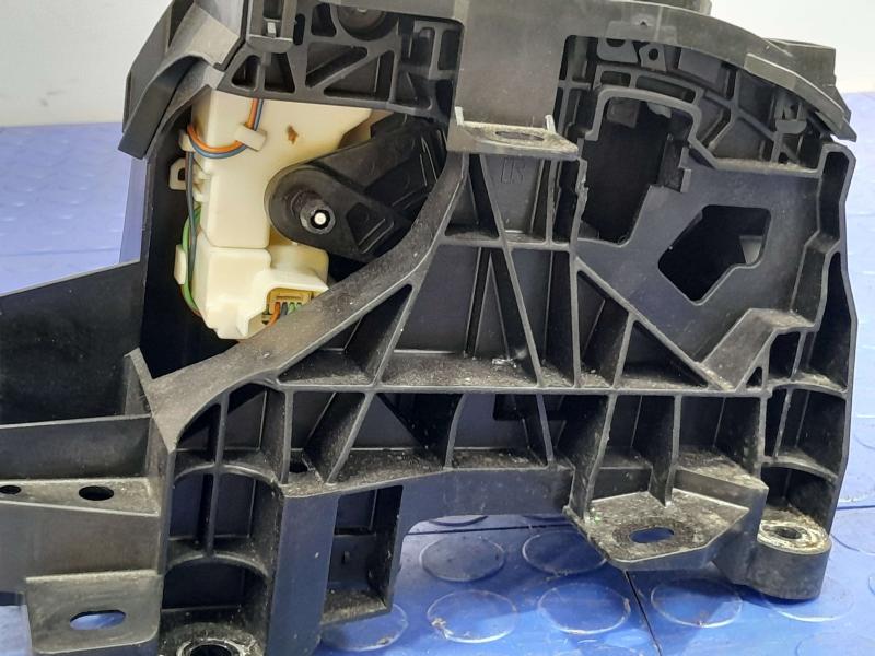 2020 Toyota Corolla Floor Shifter