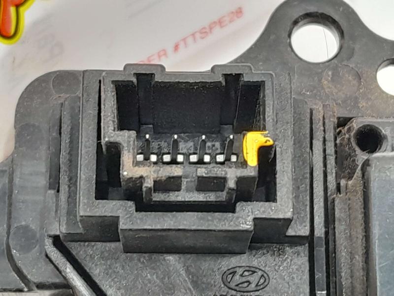 2012 Genesis Genesis Heater A/C Control