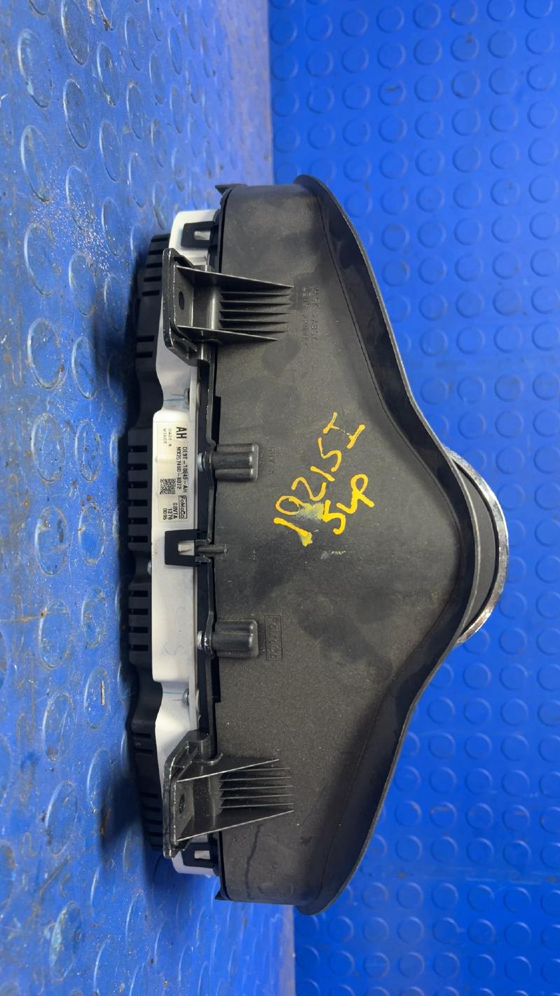 2013 Lincoln MKT Speedometer