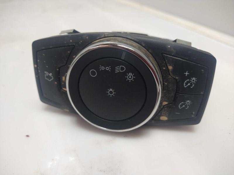 2014 Ford Focus Headlight Switch (Dash Mtd)