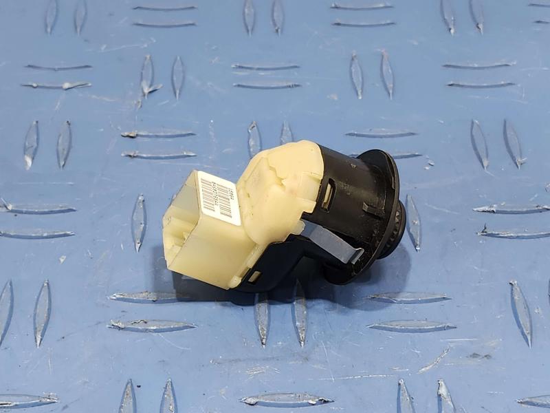 2017 Jeep Compass Door Switch Front