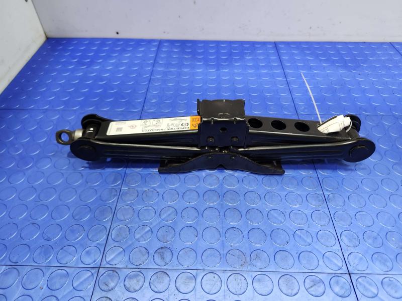 2018 Ford Expedition Jack Assembly