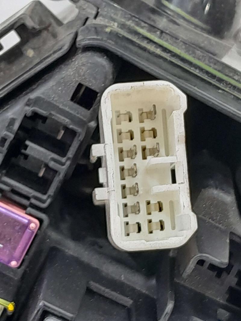 2017 Subaru Legacy Engine Fuse Box