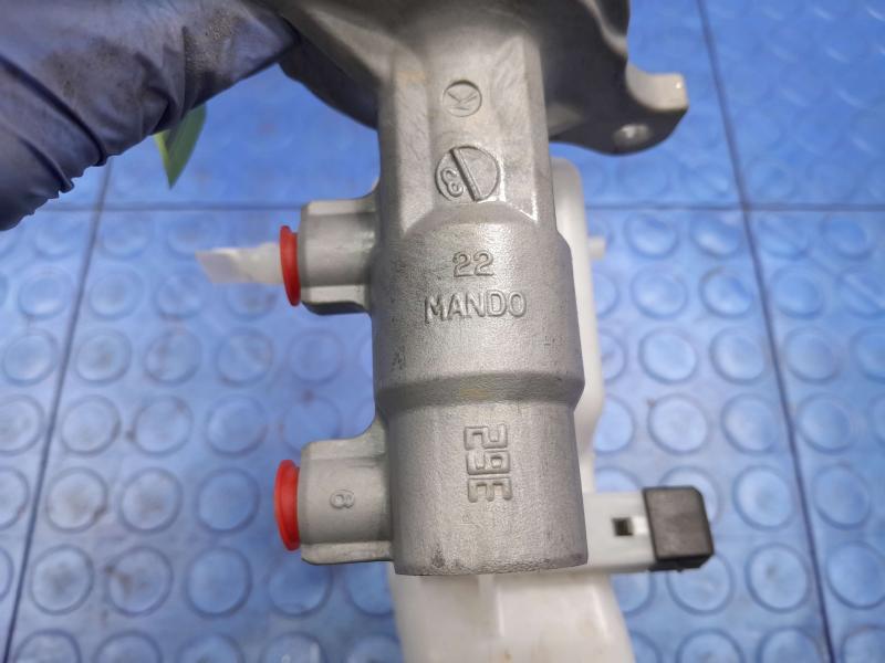 2020-2024 Kia Soul Brake Master Cylinder Assembly Genuine OEM Part 58510K0250