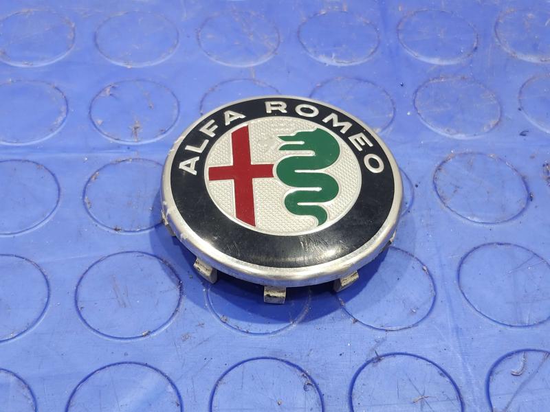 2018 Alfa Romeo Giulia Center Cap