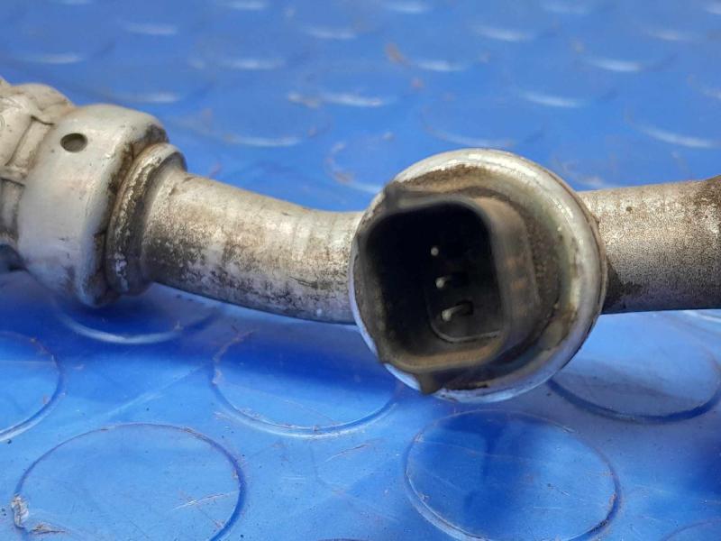 2011 Ford F-250 Super Duty Air Conditioner Hose