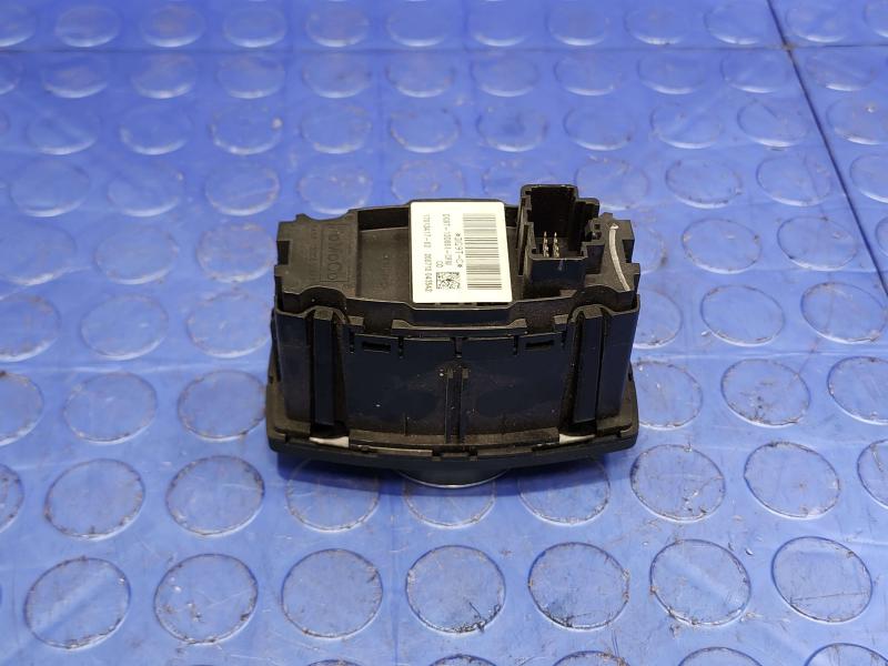 2020 Ford Mustang Headlight Switch (Dash Mtd)