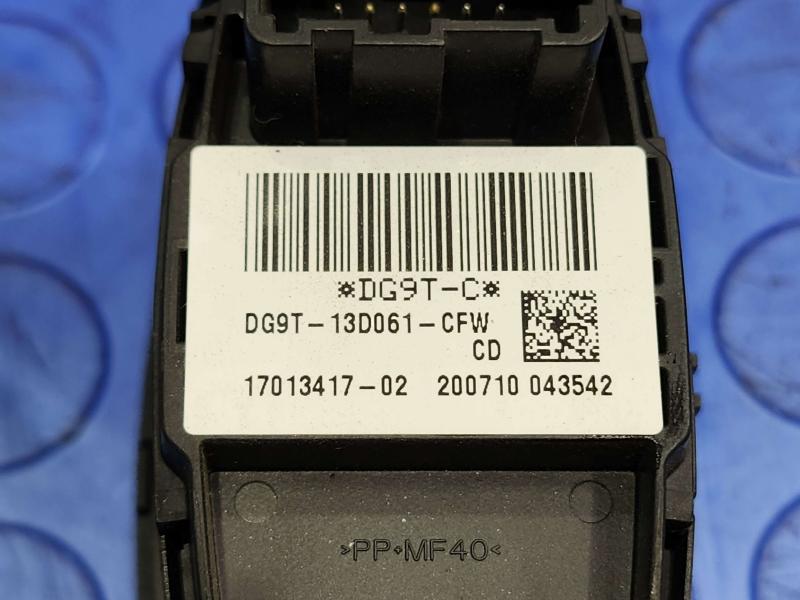 2020 Ford Mustang Headlight Switch (Dash Mtd)