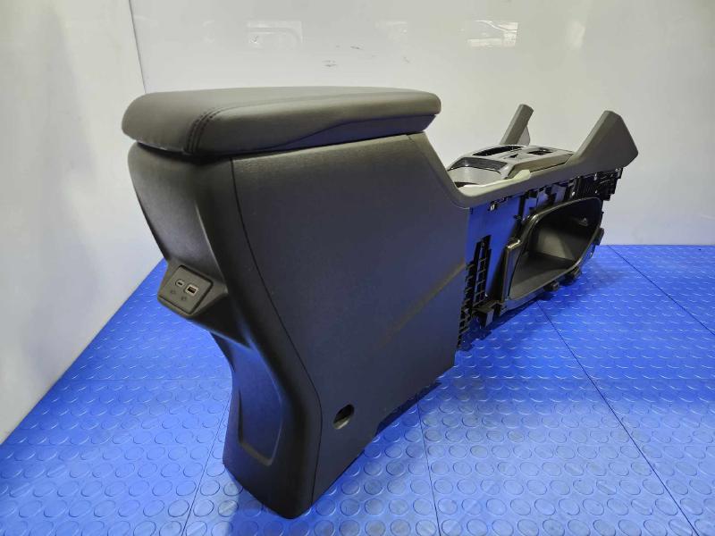 2023 Chevrolet Bolt EUV Front Console