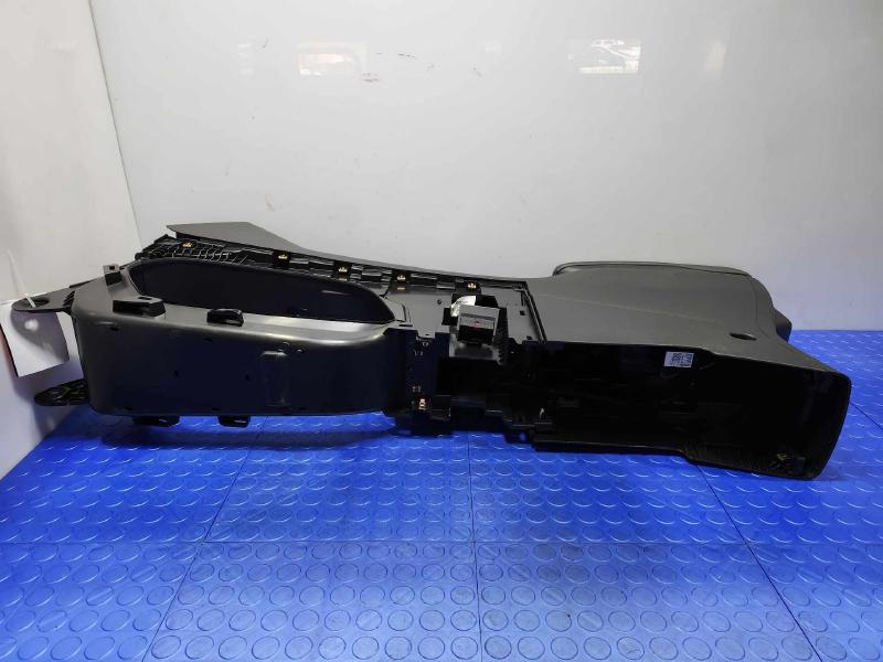 2023 Chevrolet Bolt EUV Front Console