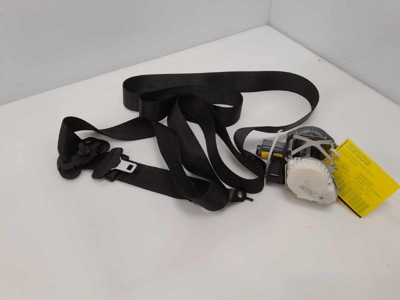 2012 BMW 328i Front Seat Belt